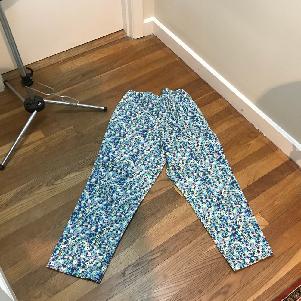 Comfort Waist Ankle Pants - 8